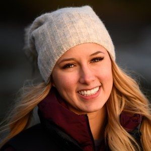 Meet your Posher, Alexandra